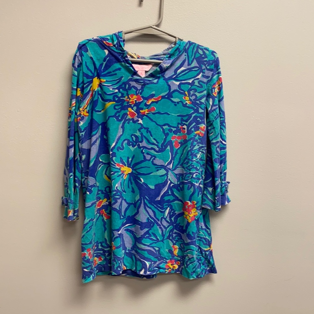 Lilly Pulitzer pullover swim top or shirt